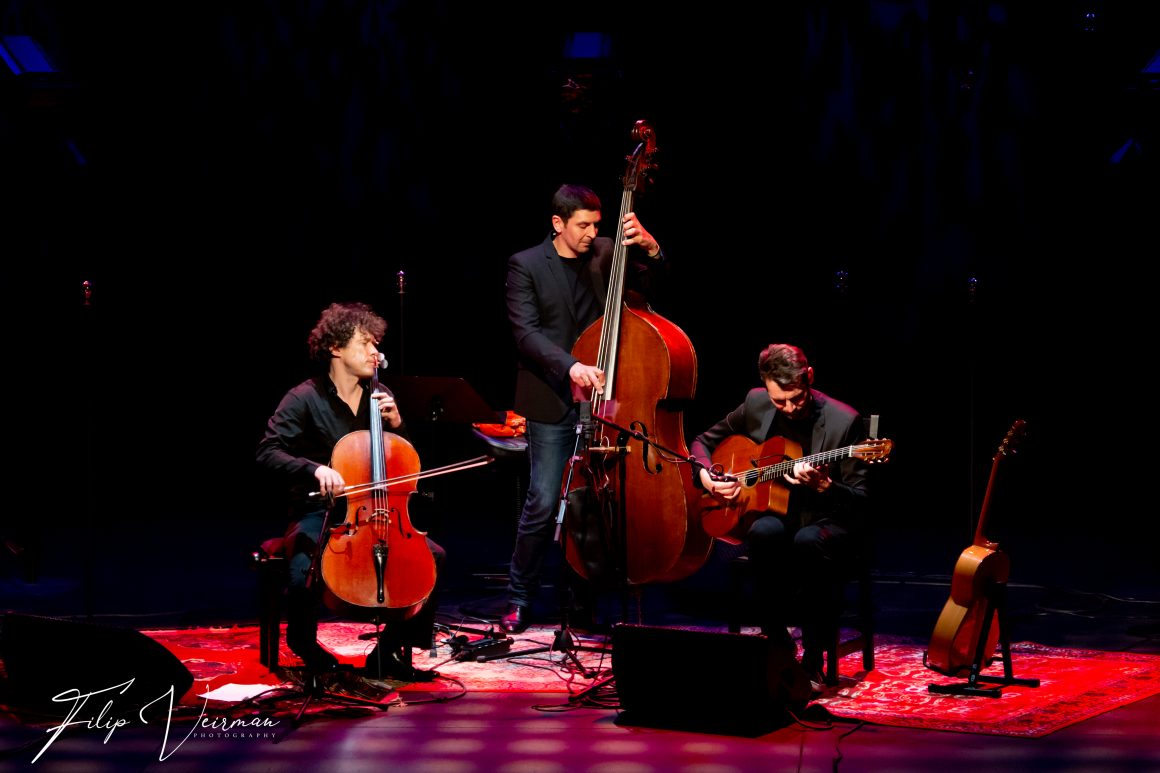 LOCO CELLO & Angelo DEBARRE, guitare